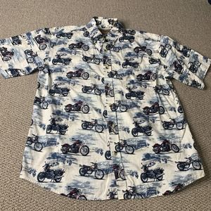 Clear Water Mens Shirt Size Large White Motorcycle Print Button Down Pocket‎